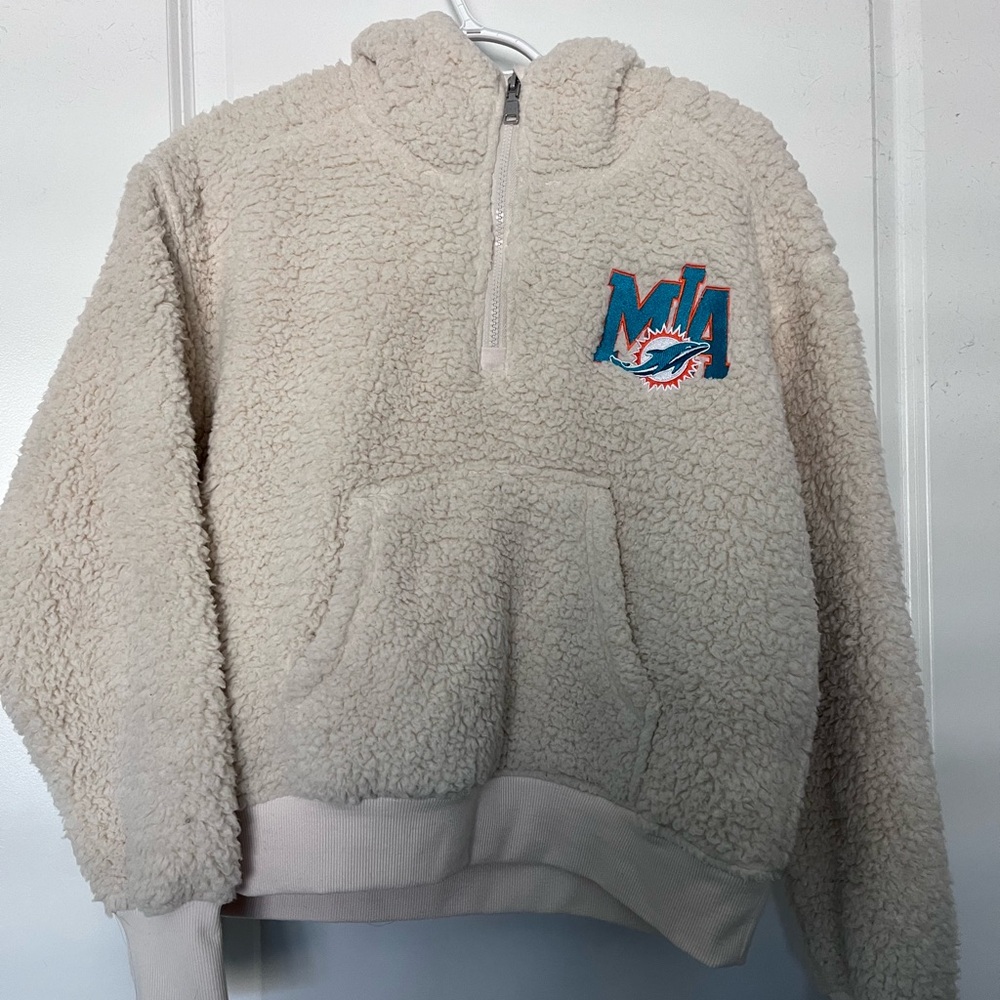 WEAR by Erin Andrews Sherpa half-zip hoodie- cream.